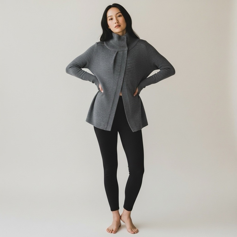 Lululemon Chunky 100% Merino Wool Karmic Cocoon Wrap Sweater Size 6 Dark Gray